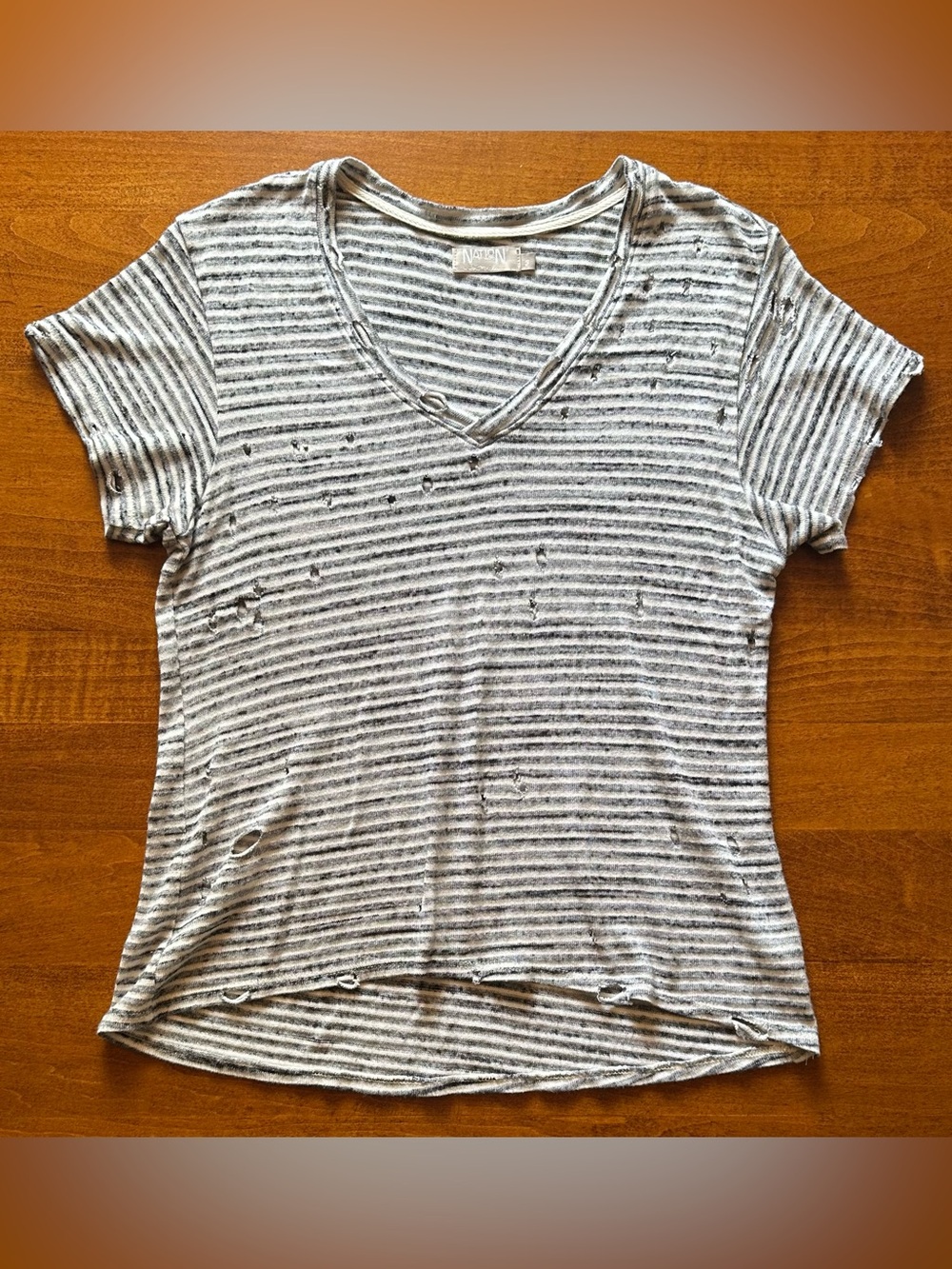 Nation LTD•distressed short sleeve tee•small•cotton blend•gray & white•v-neck